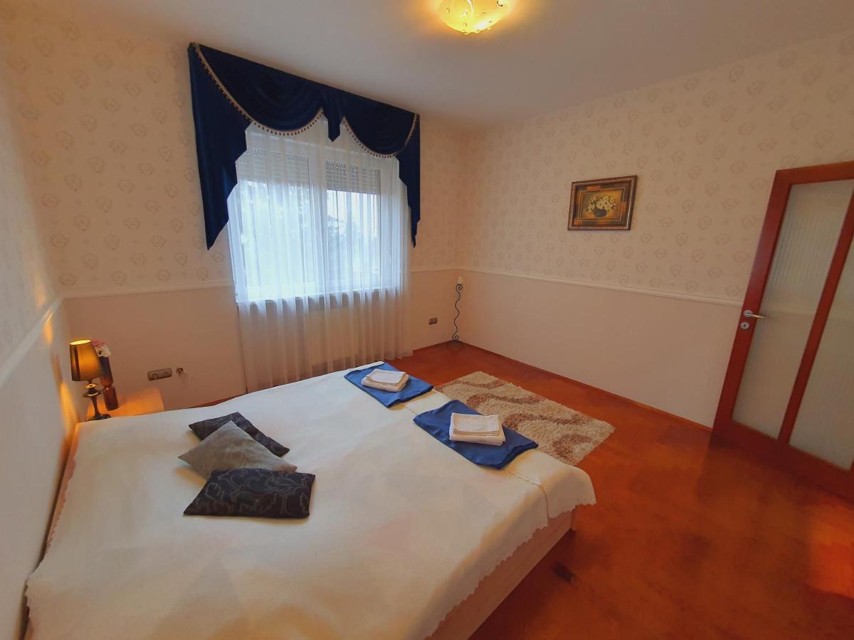 Adel Apartman Мисколк Екстериор снимка